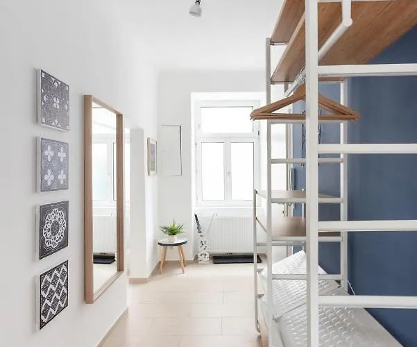 Bright, Cozy & Quiet Апартаменти Відень